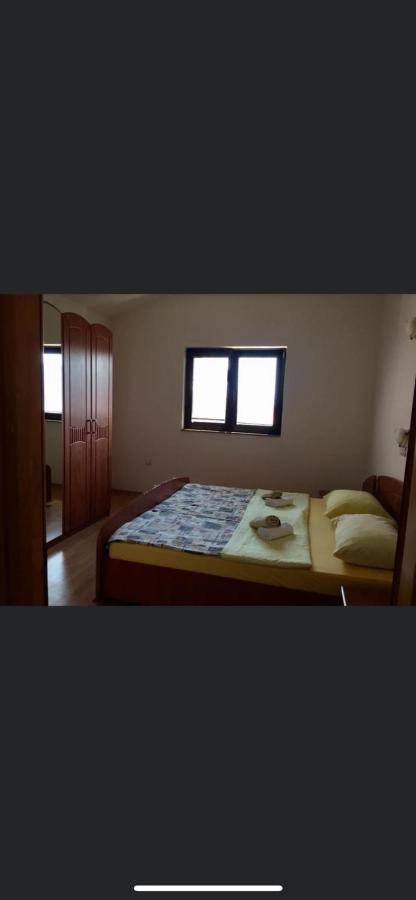 Piano Apartment Lopar Buitenkant foto